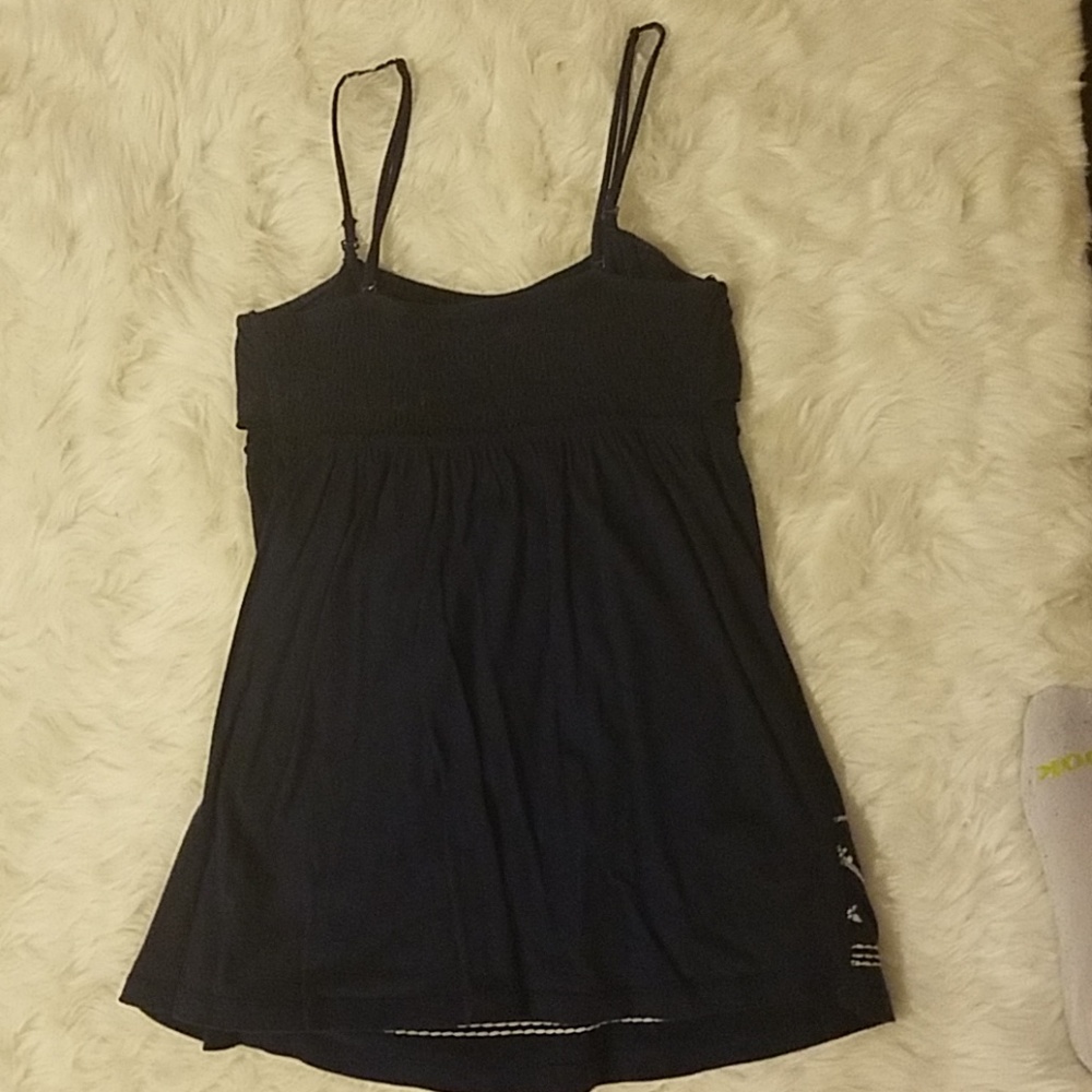 Top - Picture 2 of 4